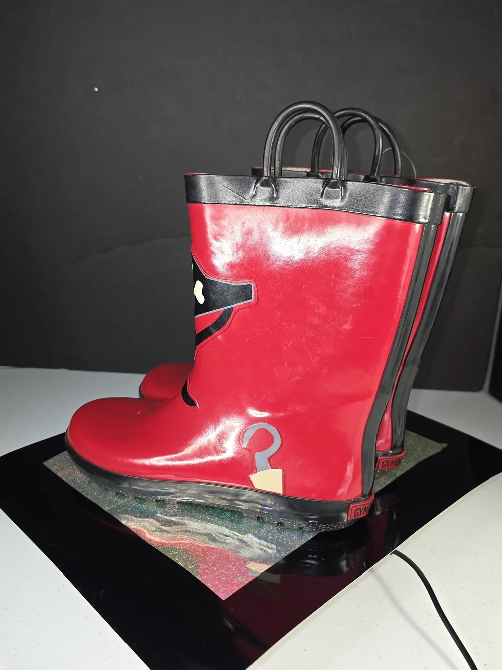 Gymboree Red Pirate Skull Rain Boots with Black Trim Big Boys Sz 2